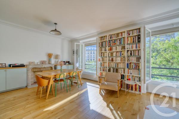 Appartement F4 à vendre  4 pièces - 102 m 2   PARIS  - 75018
