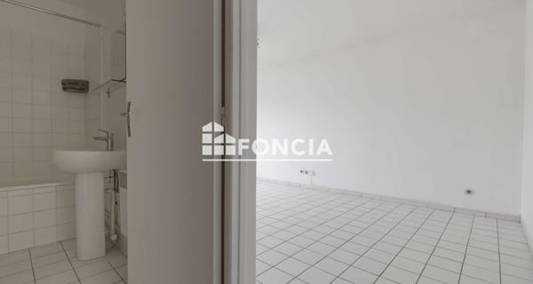 À vendre Studio 28.13 m² - Dammarie-les-lys 77190