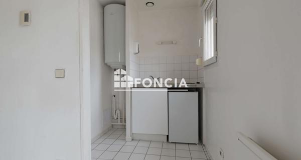 À vendre Studio 28.13 m² - Dammarie-les-lys 77190