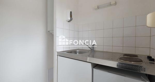 À vendre Studio 28.13 m² - Dammarie-les-lys 77190