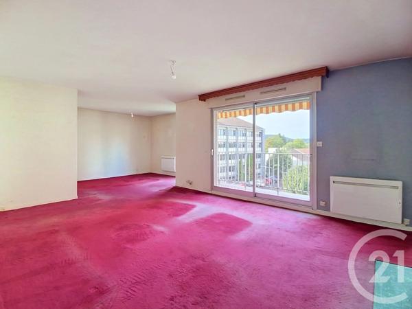 Appartement F4 à vendre  4 pièces - 94 m 2   VESOUL  - 70