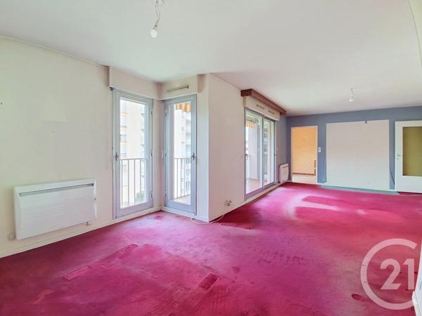 Appartement F4 à vendre  4 pièces - 94 m 2   VESOUL  - 70