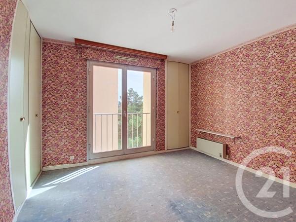 Appartement F4 à vendre  4 pièces - 94 m 2   VESOUL  - 70