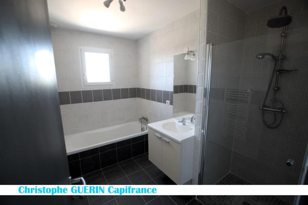 À VENDRE – Magnifique pavillon de plain-pied avec grand terrain de 1 500 m² à Mansle