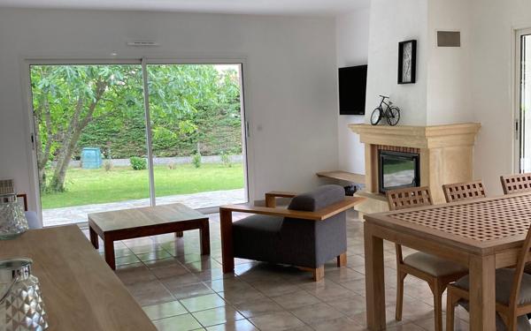 Maison à louer    4 pièces • 136,84 m2 Pau