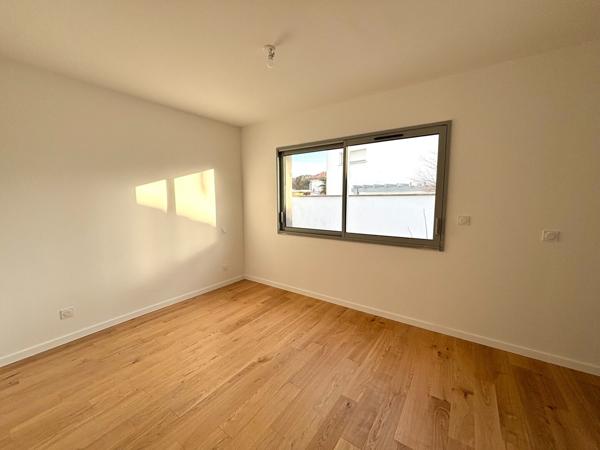 Anglet : Villa Neuve entre Chiberta et les Cinq Cantons