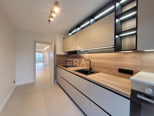 NICE  Appartement  104M2 VUE MER GARAGE PISCINE TENNIS