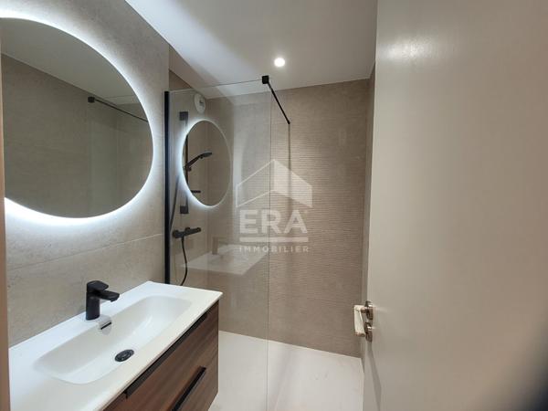 NICE  Appartement  104M2 VUE MER GARAGE PISCINE TENNIS