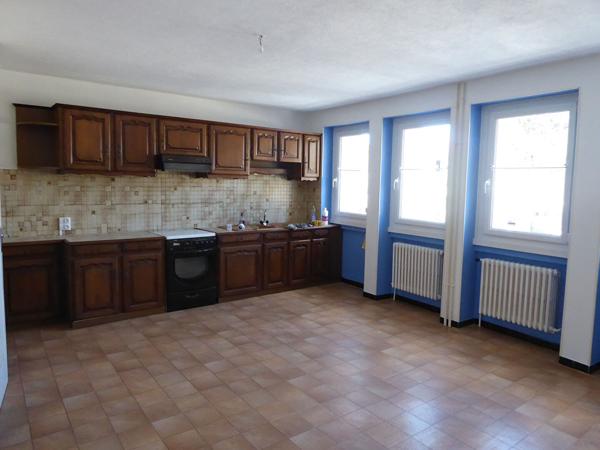 Maison Yssingeaux 5 pièce(s) 122 m2