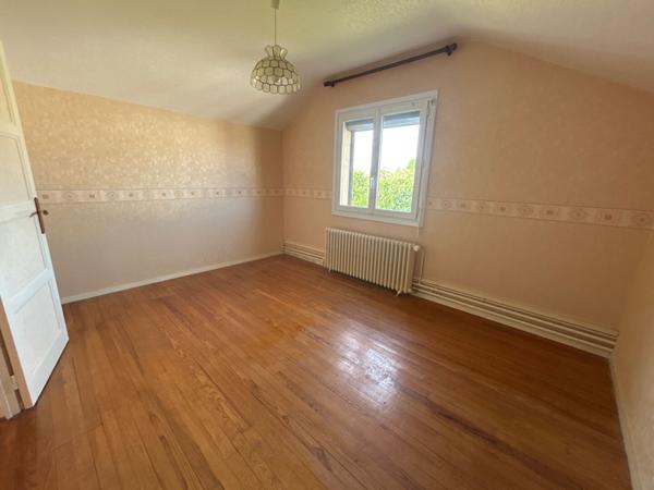 Maison familiale de plain-pied 83 m² aux Charreaux