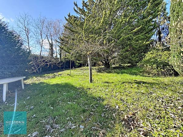 Terrain à vendre à LA CROIX EN TOURAINE - 1042 m²