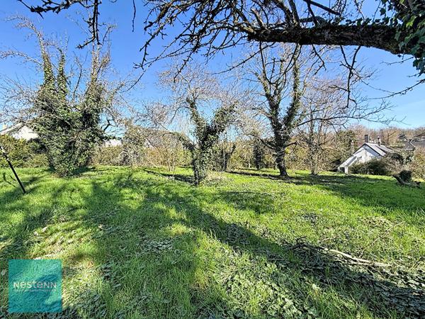 Terrain à vendre à LA CROIX EN TOURAINE - 1042 m²