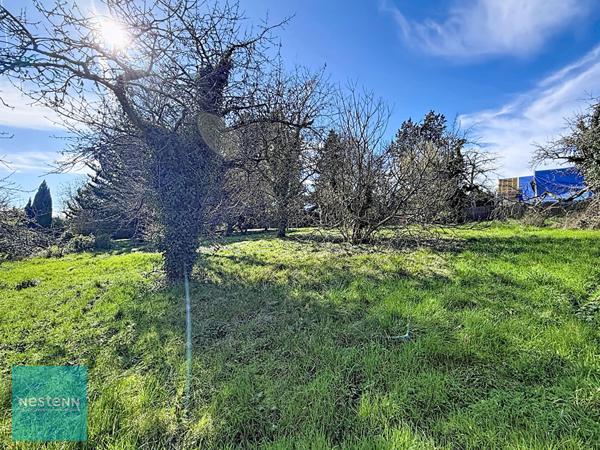 Terrain à vendre à LA CROIX EN TOURAINE - 1042 m²