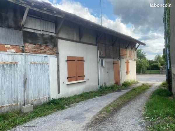 Ancienne maison de ville + studio indépendant