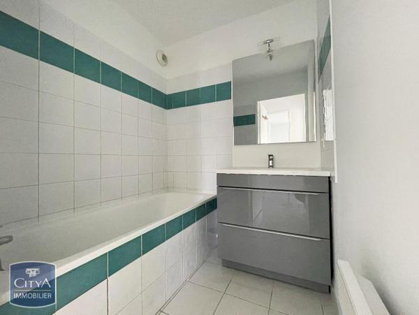 Appartement à louer 3 pièces 65.93m²