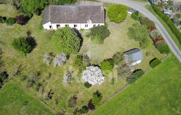 Authenticité, nature et potentiel pour cette longère de 150 m2 à Chabris