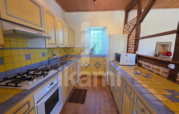 Authenticité, nature et potentiel pour cette longère de 150 m2 à Chabris