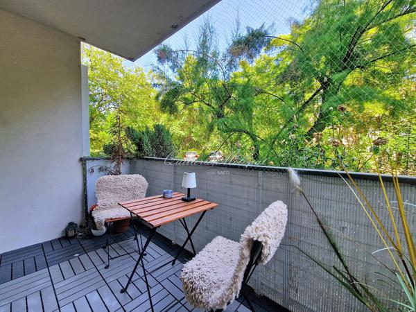 Appartement rénové de 3 pièces avec balcon