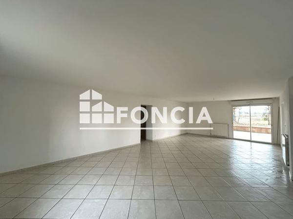 Location Maison 5 pièces 145 m² - 1721 CHEMIN DE LA COLOMBE Moissac 82200