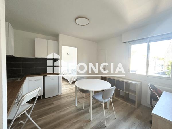 Location Appartement meublé 2 pièces 28.98 m² - 3 BOULEVARD DE LA VICTOIRE Cholet 49300