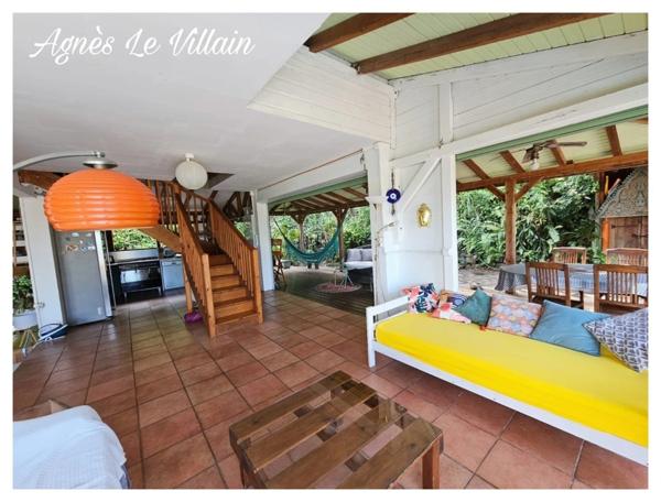 Maison Vue Mer avec Piscine sur 6 700 m2