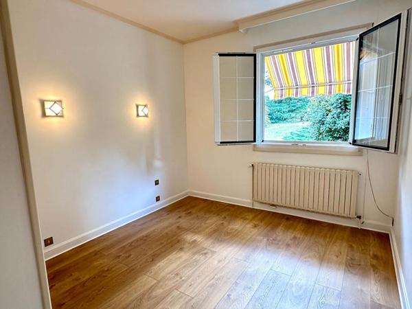 1h15 de PARIS - Maison de caractère de 190 m2, au calme absolu dans un environnement privilégié, parc d'environ 4400 m2