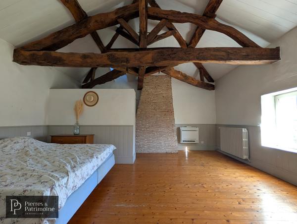 Moncrabeau (47600) Maison gasconne avec piscine, dépendances dans un joli parc