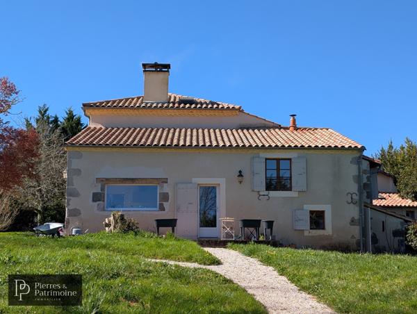 Moncrabeau (47600) Maison gasconne avec piscine, dépendances dans un joli parc
