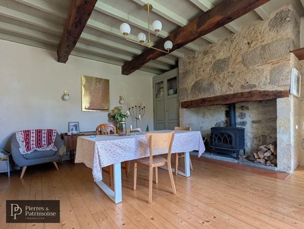 Moncrabeau (47600) Maison gasconne avec piscine, dépendances dans un joli parc