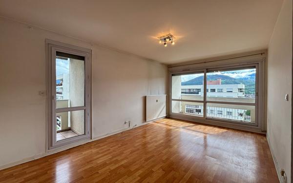Appartement à vendre    3 pièces • 62,59 m2 Échirolles