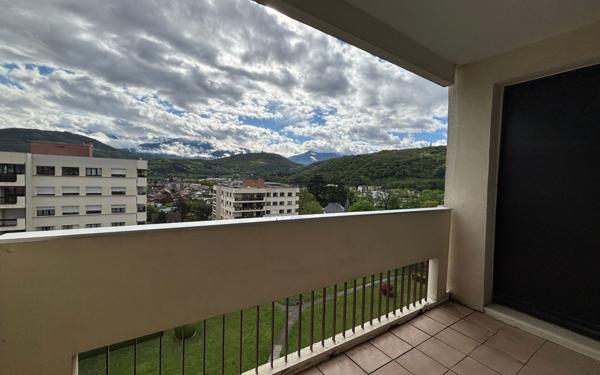 Appartement à vendre    3 pièces • 62,59 m2 Échirolles