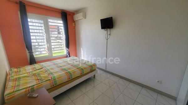 Appartement au 1er étage - 3 pièces avec terrasse et vue mer