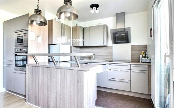 Appartement à vendre    3 pièces • 56,75 m2 Athis-Mons