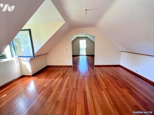 Maison Familiale à LA CHAPELLE SUR ERDRE