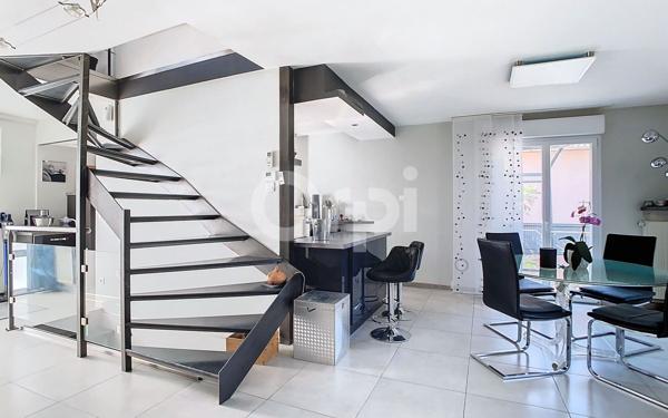 Maison à vendre    5 pièces •  Battenheim