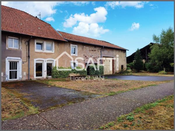 Maison de village avec ancienne exploitation