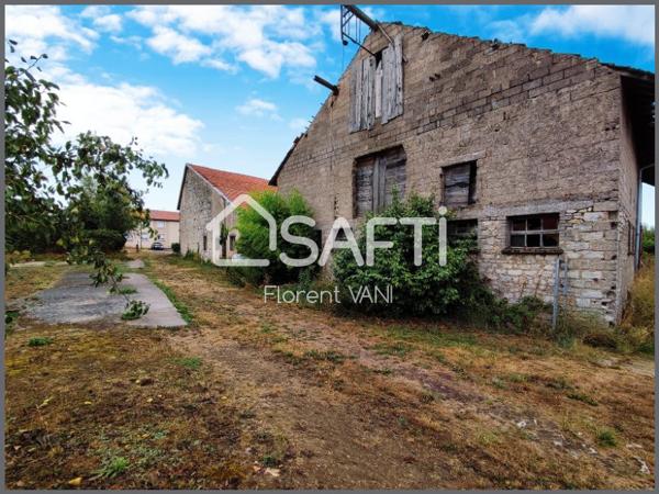 Maison de village avec ancienne exploitation