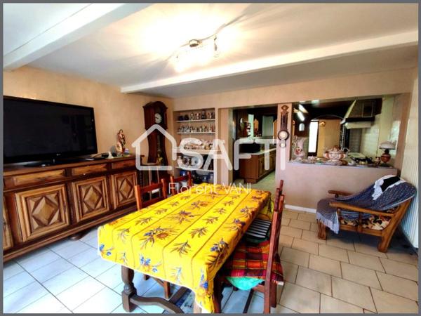 Maison de village avec ancienne exploitation