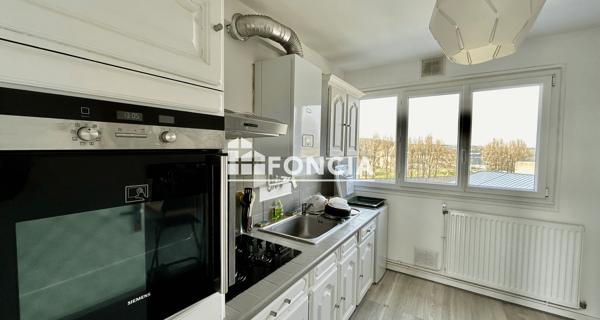Location Appartement 4 pièces 74 m² - Saint-étienne-du-rouvray 76800