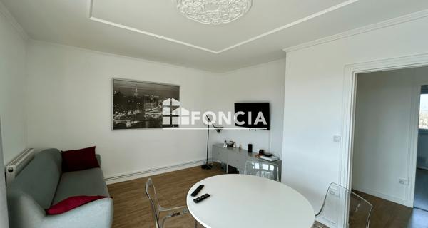 Location Appartement 4 pièces 74 m² - Saint-étienne-du-rouvray 76800