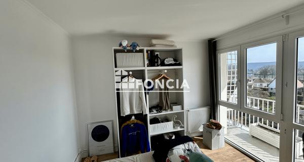 Location Appartement 4 pièces 74 m² - Saint-étienne-du-rouvray 76800