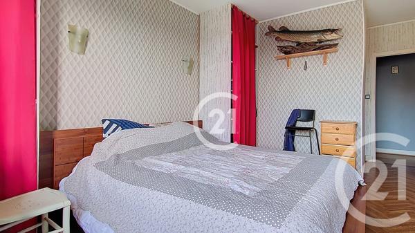 Maison à vendre  4 pièces - 139 m2 ST SULPICE DE COGNAC - 16