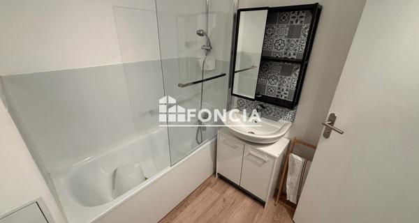 Location Studio meublé 39.98 m² - Le Havre 76600