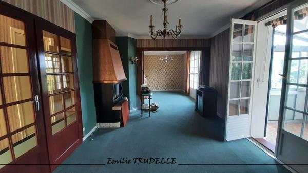 Dpt Sarthe (72), à vendre SAINT CALAIS maison P3, 1/2 chambres, terrain clos 483 m² et sous-sol