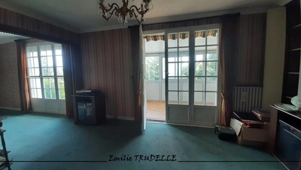 Dpt Sarthe (72), à vendre SAINT CALAIS maison P3, 1/2 chambres, terrain clos 483 m² et sous-sol