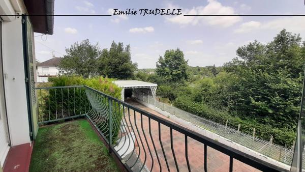 Dpt Sarthe (72), à vendre SAINT CALAIS maison P3, 1/2 chambres, terrain clos 483 m² et sous-sol