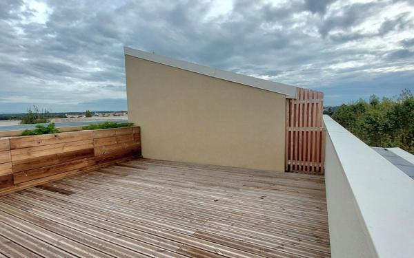 Appartement à louer    3 pièces • 66 m2 Villefranche-sur-Saône