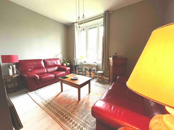 Maison de maître- Vie de plain pied - 8 pièces -327.56 m2 - jardin - Garage