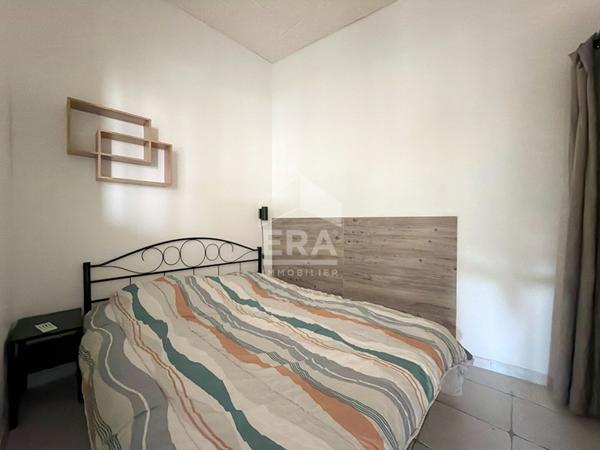 A LOUER PERTUIS 84120 CENTRE VILLE APPARTEMENT MEUBLÉ TYPE 2 PIÈCES D'ENVIRON 26M²