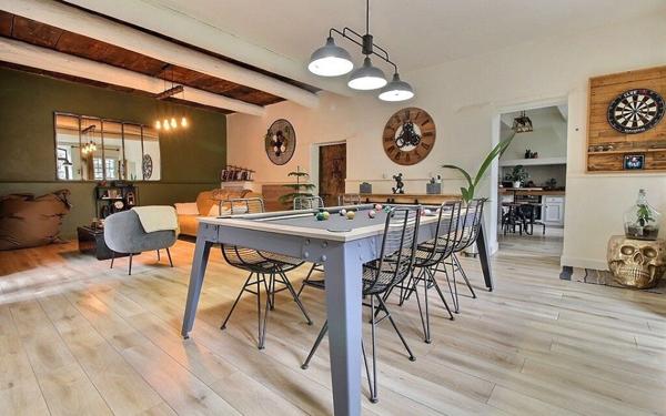 Maison à vendre    5 pièces •  Carpentras